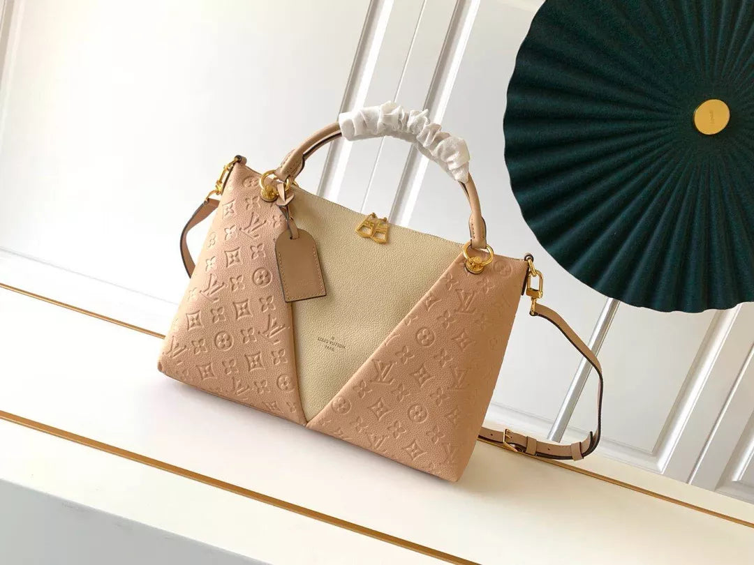 LOUIS VUITTON SAC TOTE V MM BAG