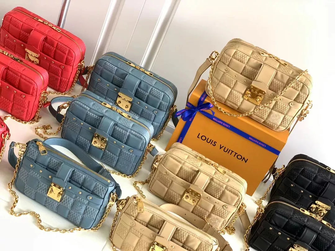 LOUIS VUITTON TROCA LV DAMIER S-LOCK HAND BAGS
