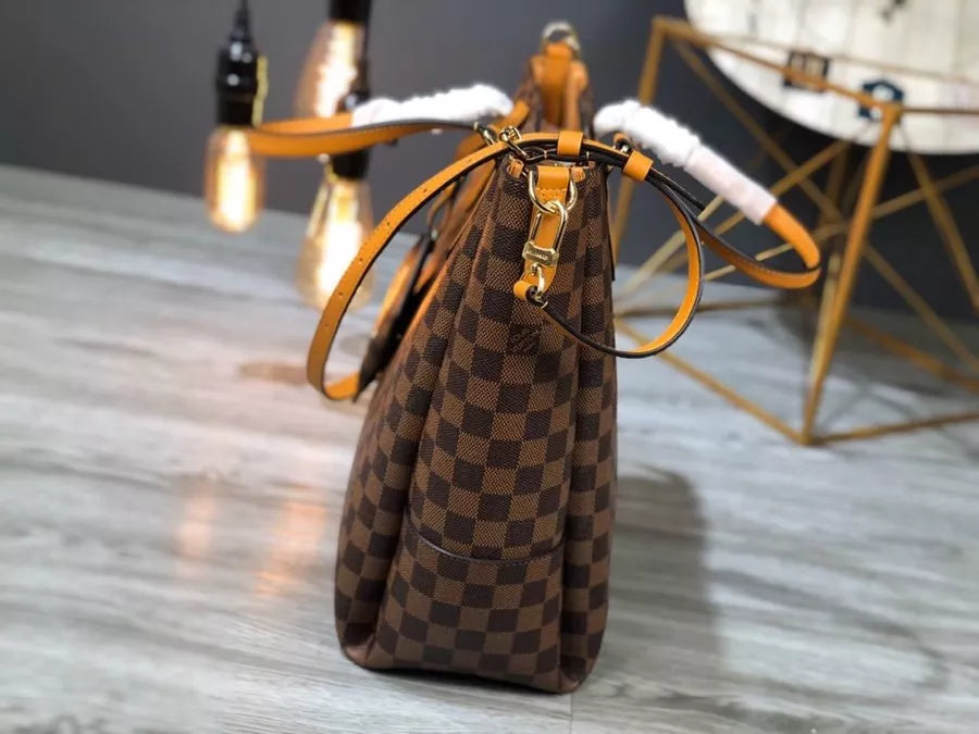 LOUIS VUITTON 32×28×15CM EONOE