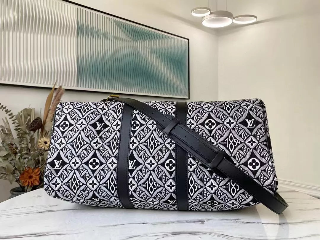 LOUIS VUITTON 45 X 27 X 20CM KEEPALL BANDOULIÈRE LV HAND BAGS