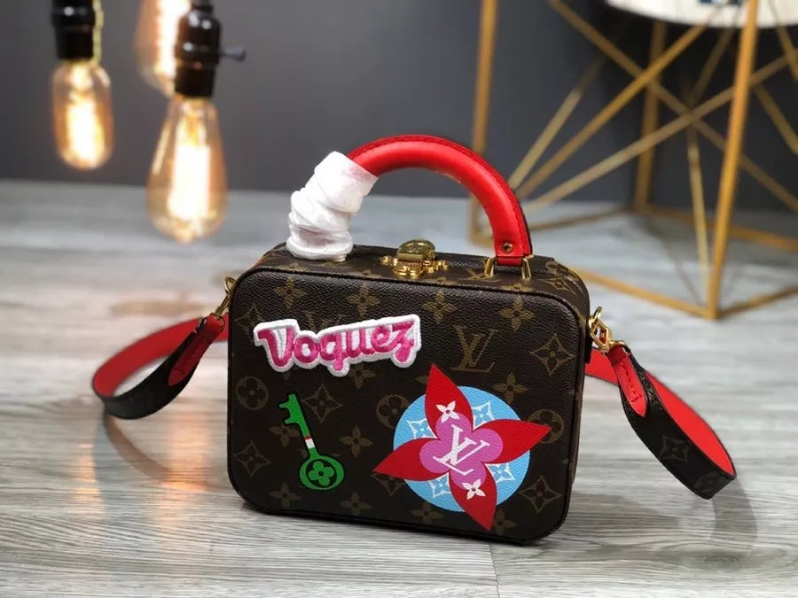 LOUIS VUITTON FAVORITE 19X14.5X5.5CM STORIES BOX