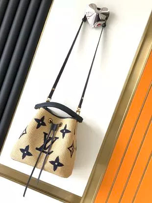 LOUIS VUITTON 26 X 26 X 17.5 CM 2COLORS MM BUCKET MONOGRAM RAFFIA