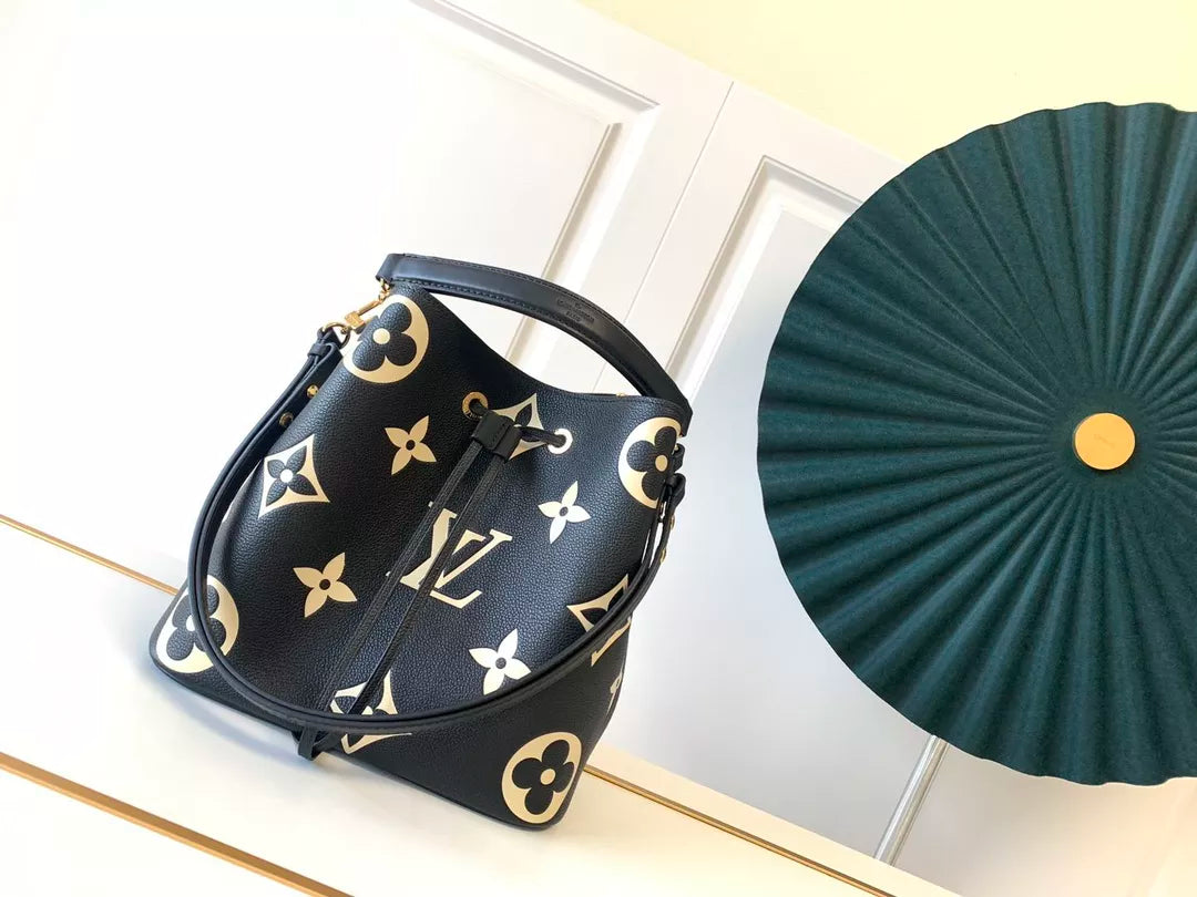 LOUIS VUITTON MONOGRAM APRICOT 29X29X17.5CM 6 COLORS