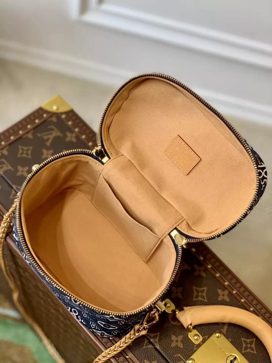 LOUIS VUITTON 19*13*11CM VANITY SMALL HANDBAG