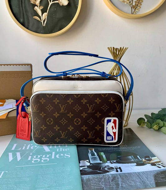 LOUIS VUITTON 2280 BAG