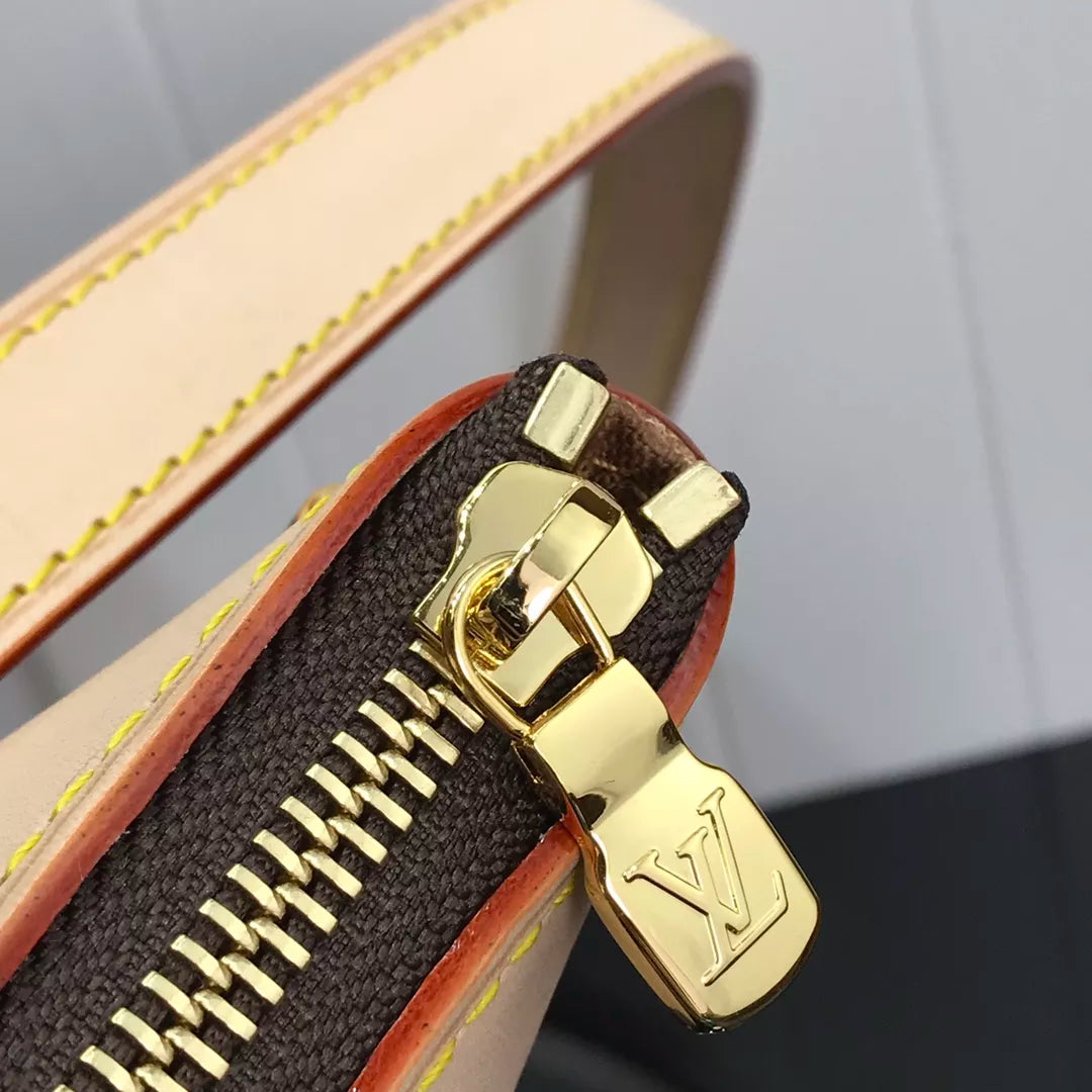 LOUIS VUITTON 26X29X7CM HAND BAGS