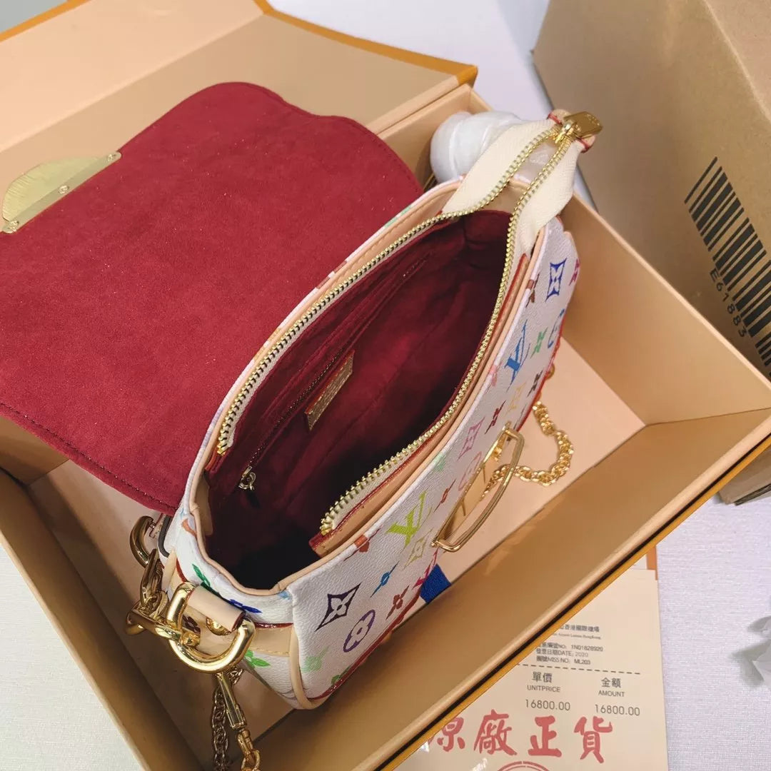 LOUIS VUITTON 15*8*25 CM BAG