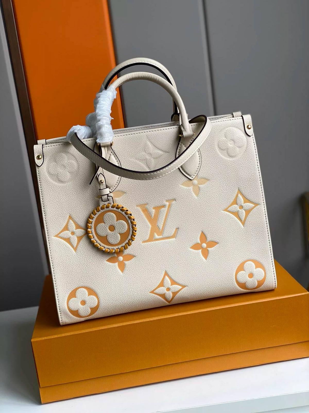 LOUIS VUITTON BY THE POOL ONTHEGO MM TOTE BAG