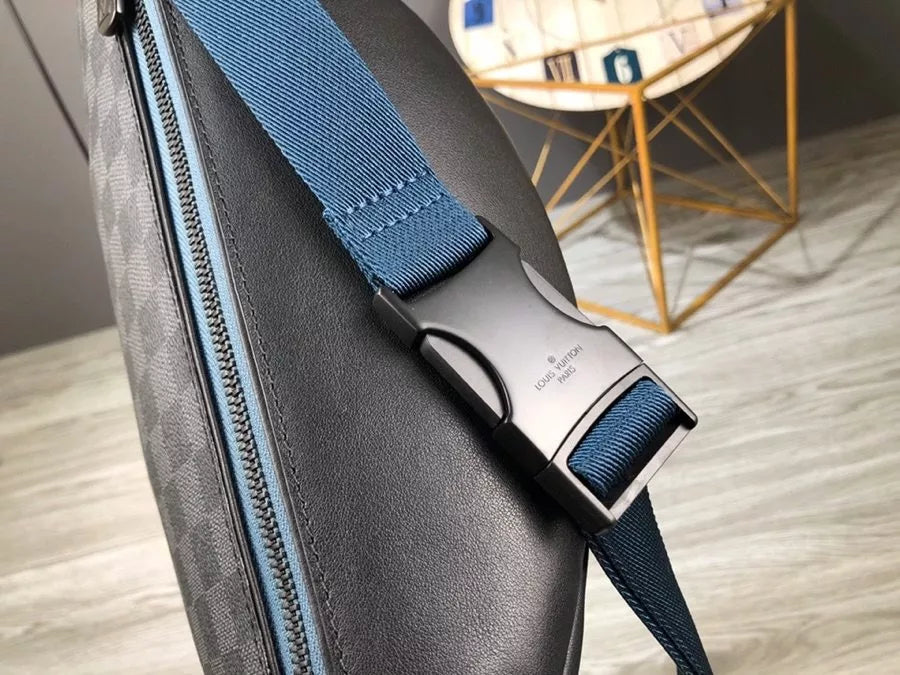 LOUIS VUITTON 47×20×9CM LVDISCOVERY BAG