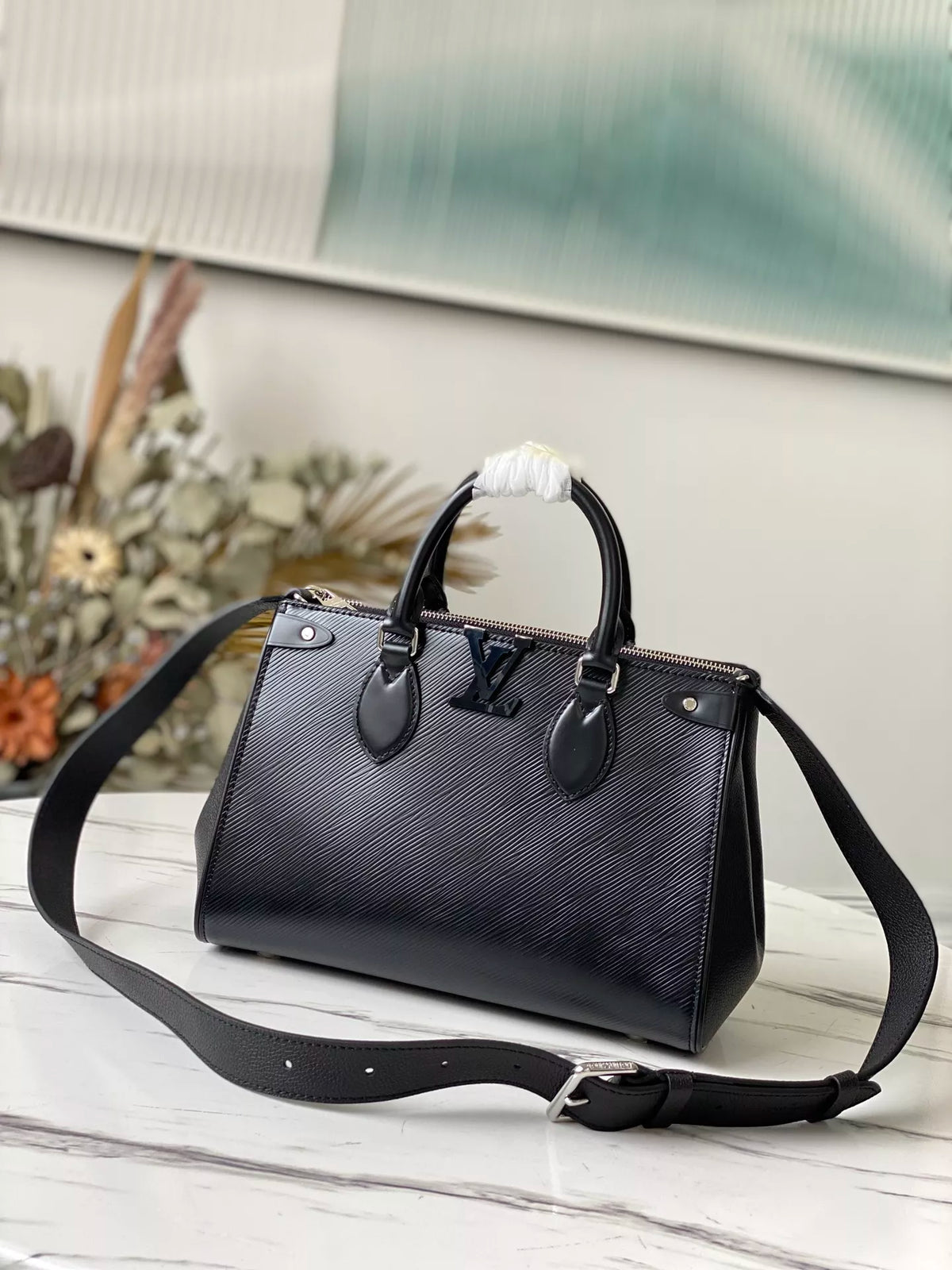 LOUIS VUITTON 27 X 19 X 11.5 CM GRENELLE TOTE BAG