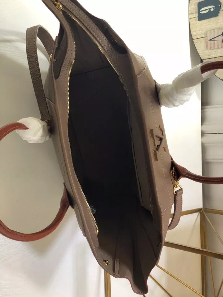 LOUIS VUITTON FAVORITE 35X24X16CM FREEDOM TOTE