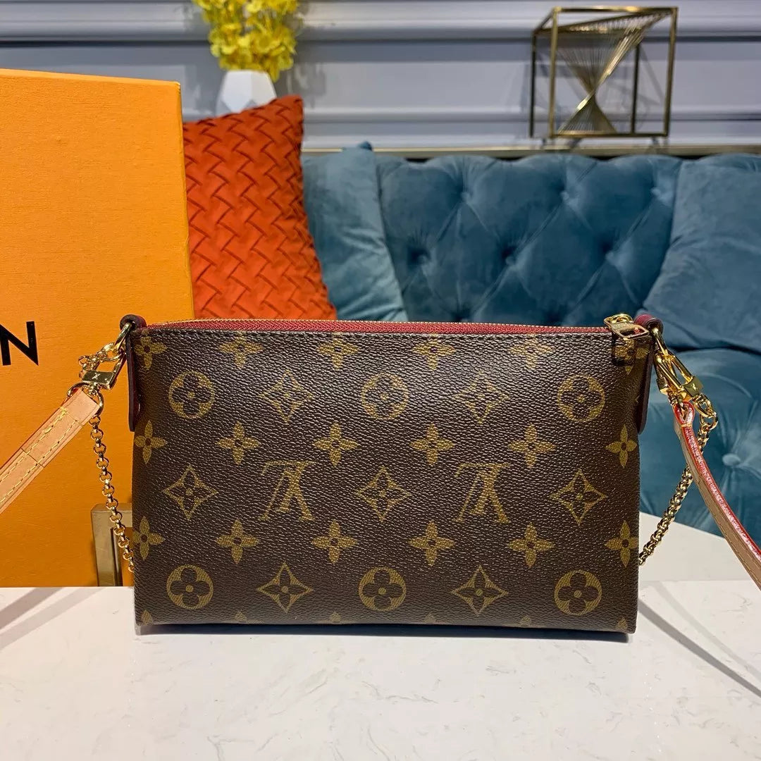 LOUIS VUITTON 23.0 X 13.0 X 5.0 CM PALLS CLUTH MONOGRAM