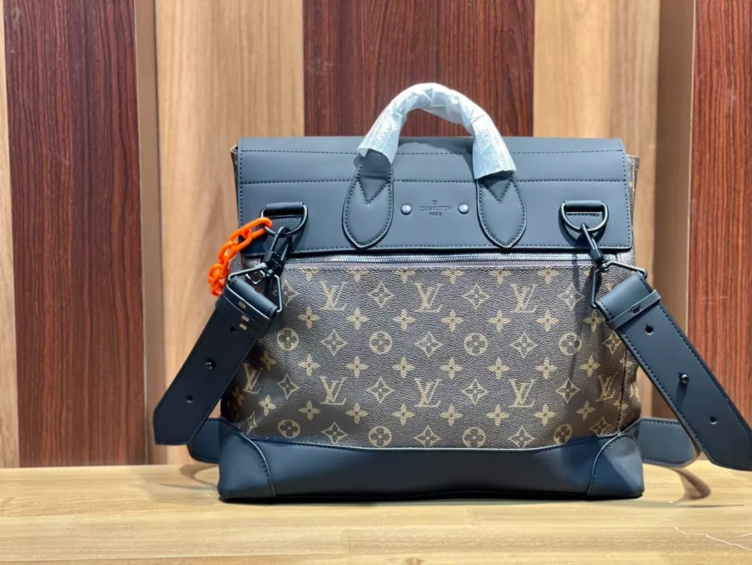 LOUIS VUITTON 38.0 X 39.0 X 15.0 CM