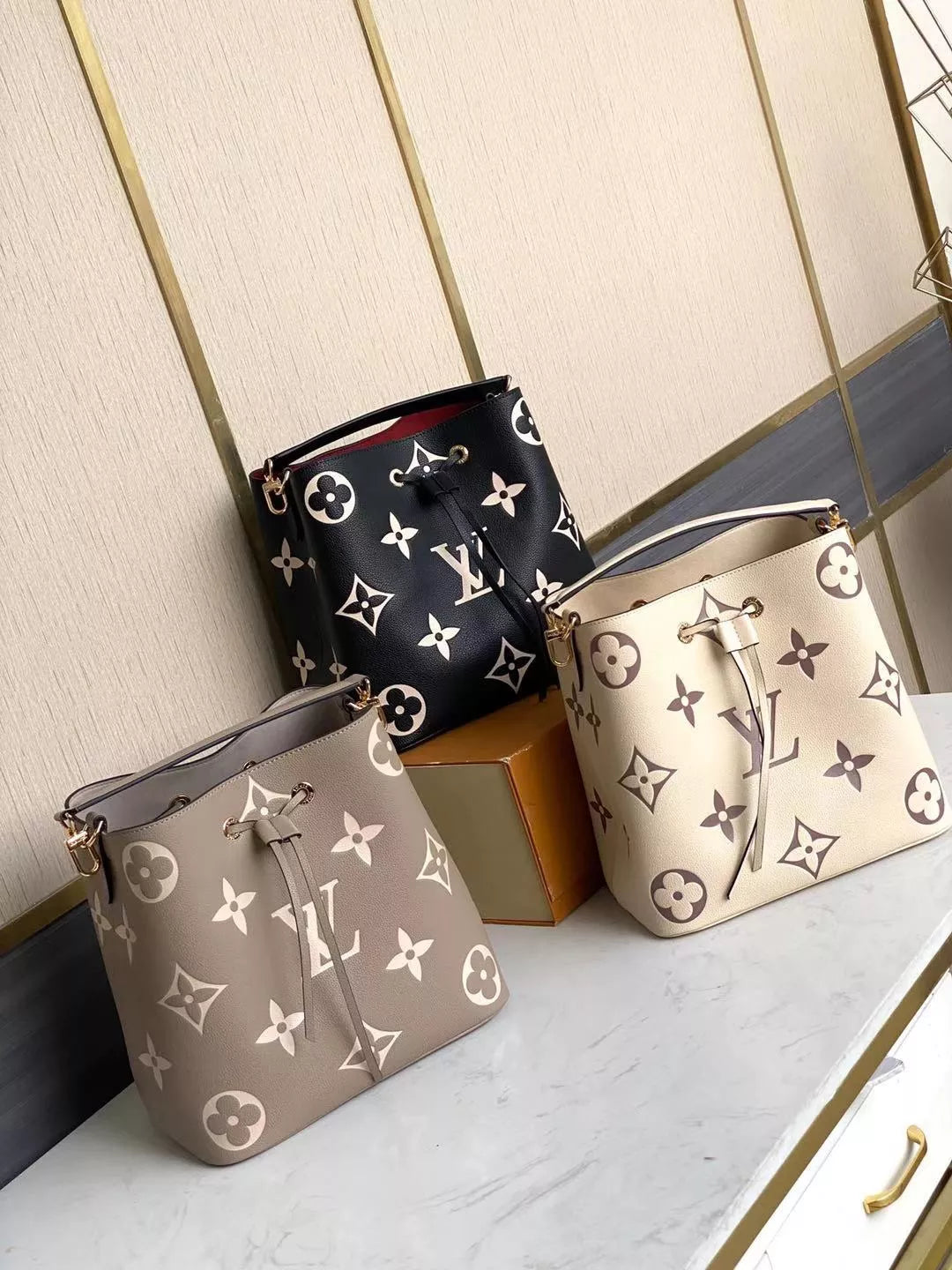 LOUIS VUITTON 26.0 X 26.0 X 17.5CM BB MONOGRAM GIANT