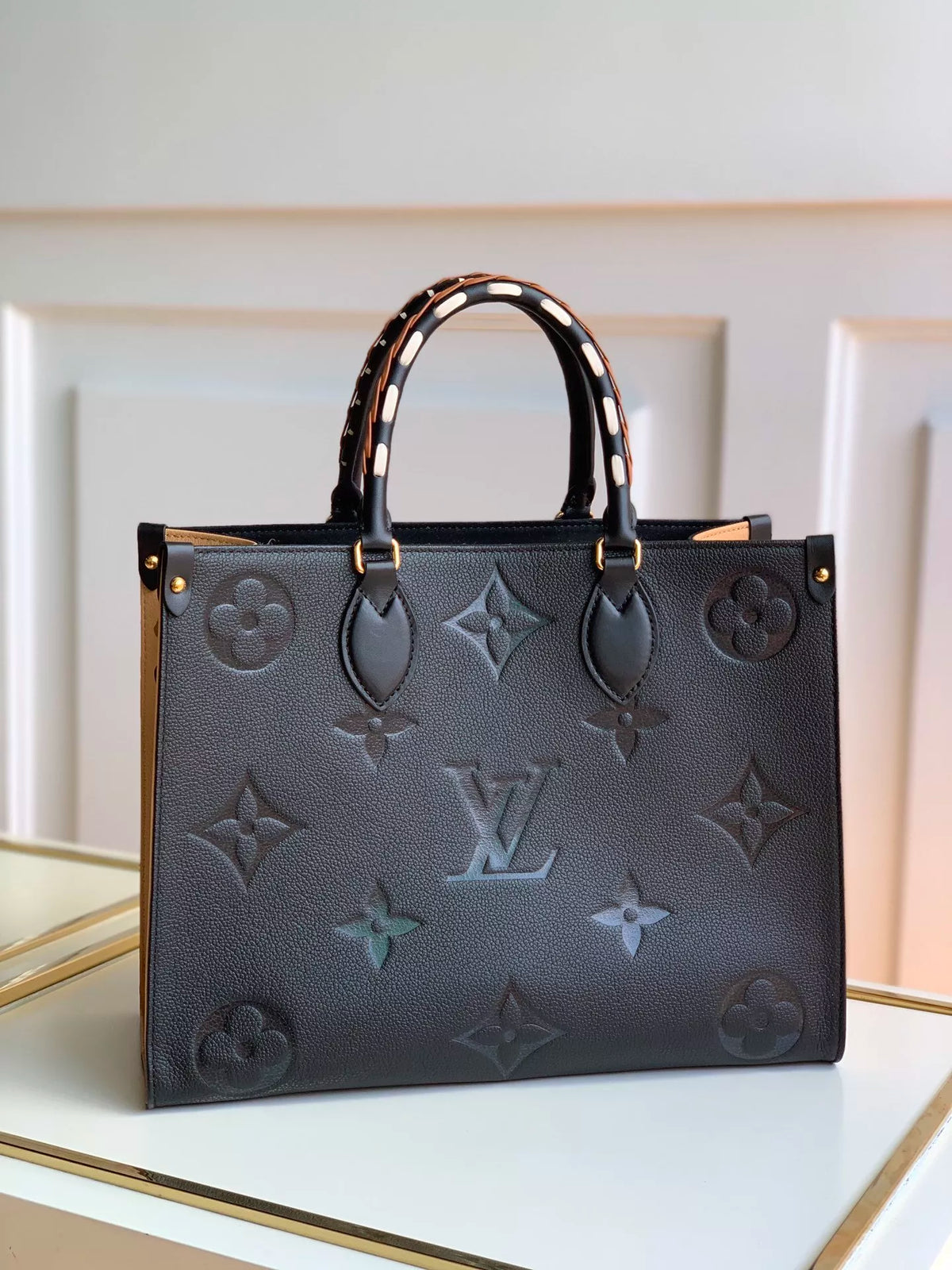 LOUIS VUITTON MM ONTHEGO WILD AT HEART MONOGRAM EMPREINTE 35X27X14CM 2COLORS