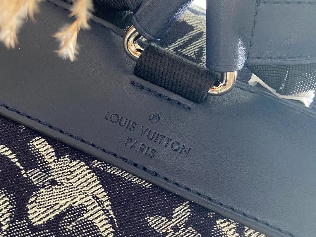 LOUIS VUITTON 41 X 48 X 13CM CHRISTOPHER BACKPACK BAGS