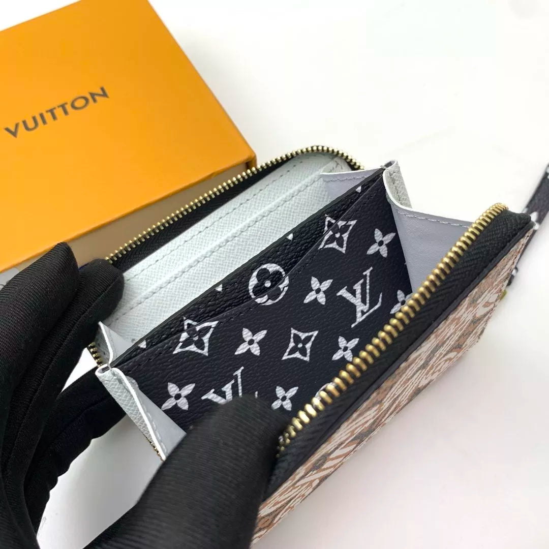 LOUIS VUITTON 11.0 X 8.5 X 2.0 CM CRAFTY ZIPPY BAG