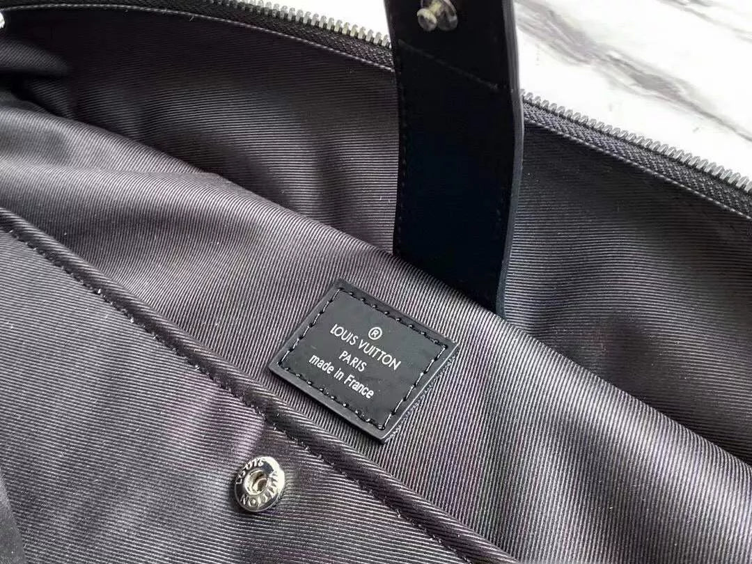LOUIS VUITTON 29 X 38.5 X 11CM BRIEFCASE BACKPACK