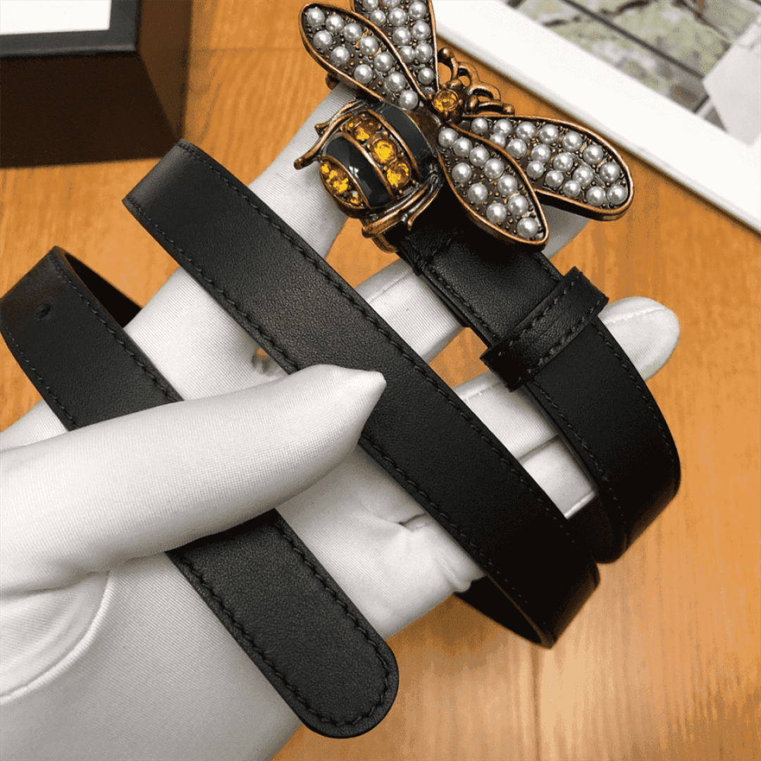 GUCCI BEE BUCKLE BELT