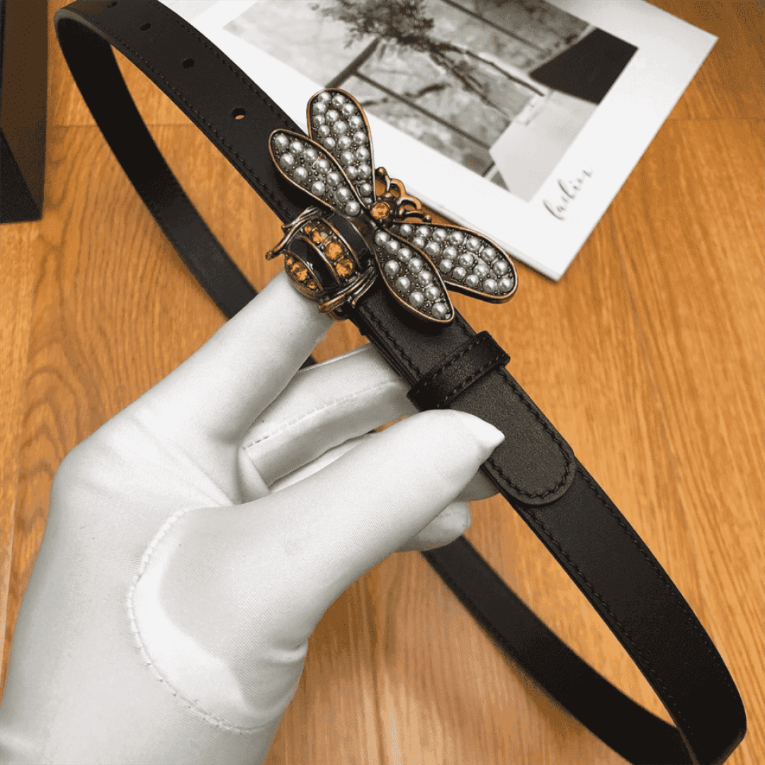 GUCCI BEE BUCKLE BELT