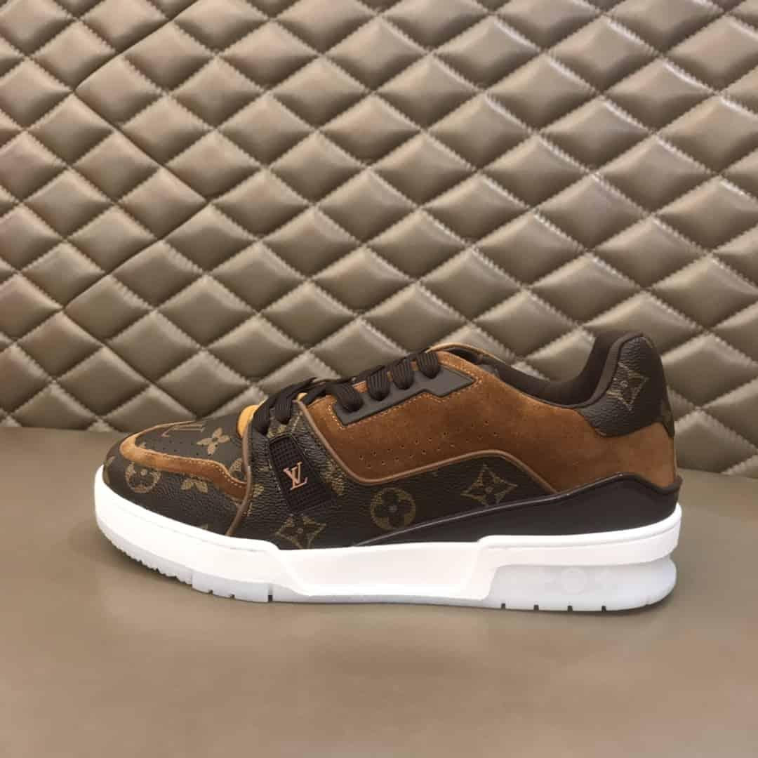 LOUIS VUITTON TRAINER SNEAKERS
