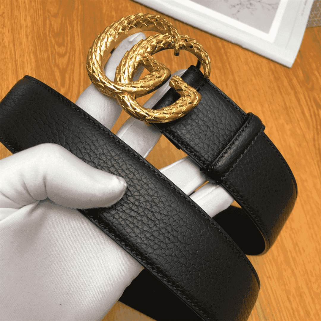 GUCCI LEATHER BELT W/ TEXTURED DOUBLE G BUCKLE