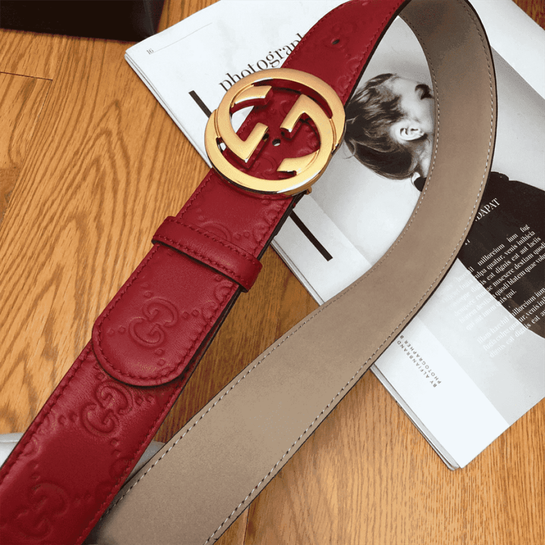 GUCCI INTERLOCKING G-BUCKLE LEATHER BELT