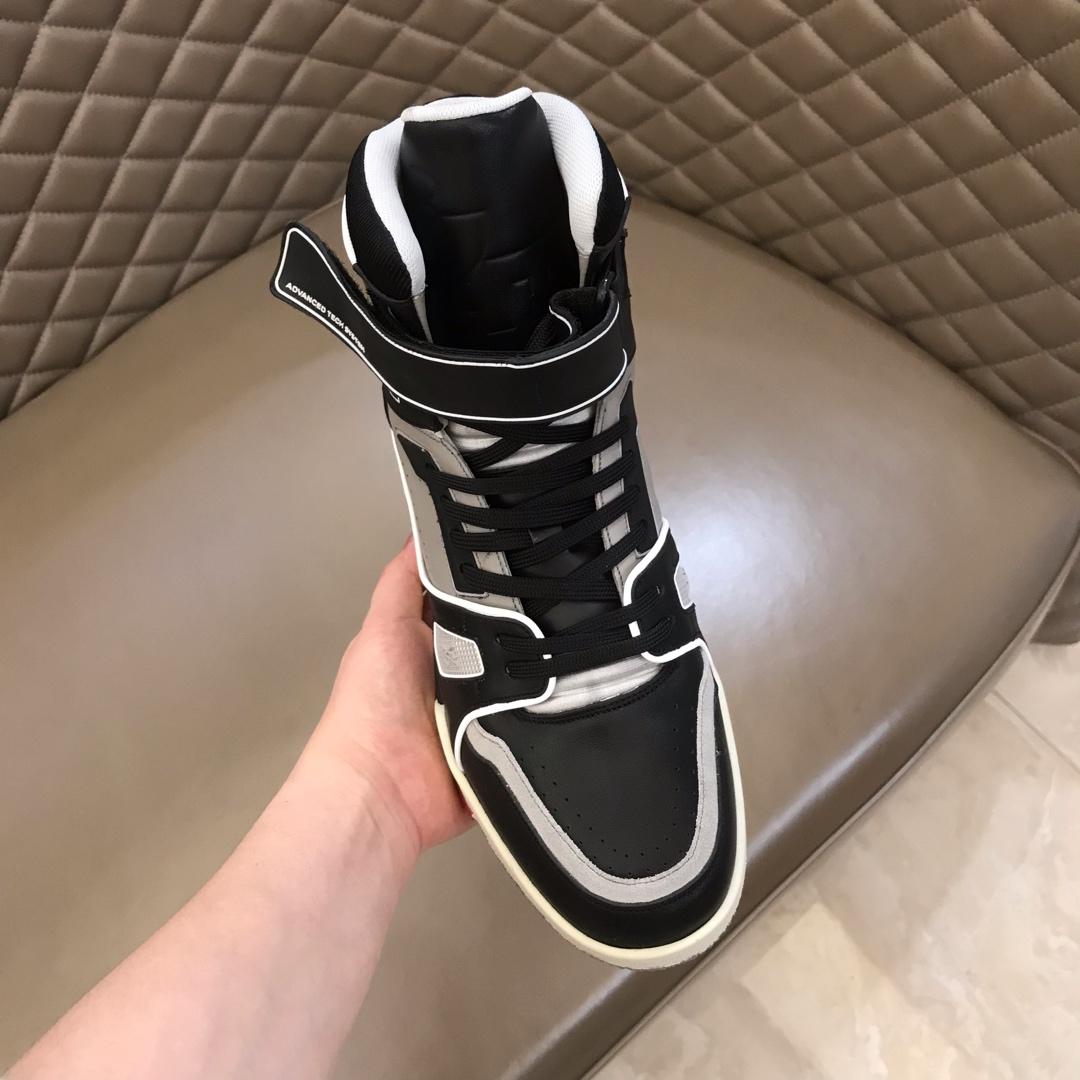 LOUIS VUITTON MID -TOP TRAINER