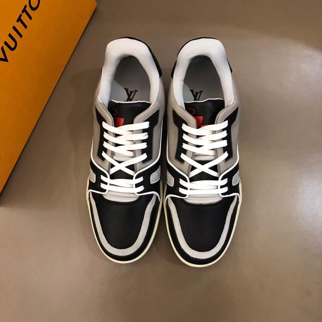 LOUIS VUITTON TRAINER SNEAKER