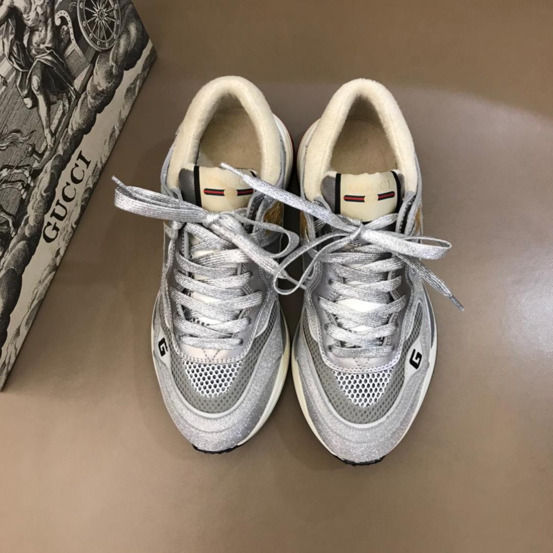 GUCCI ULTRAPACE LEATHER SNEAKERS