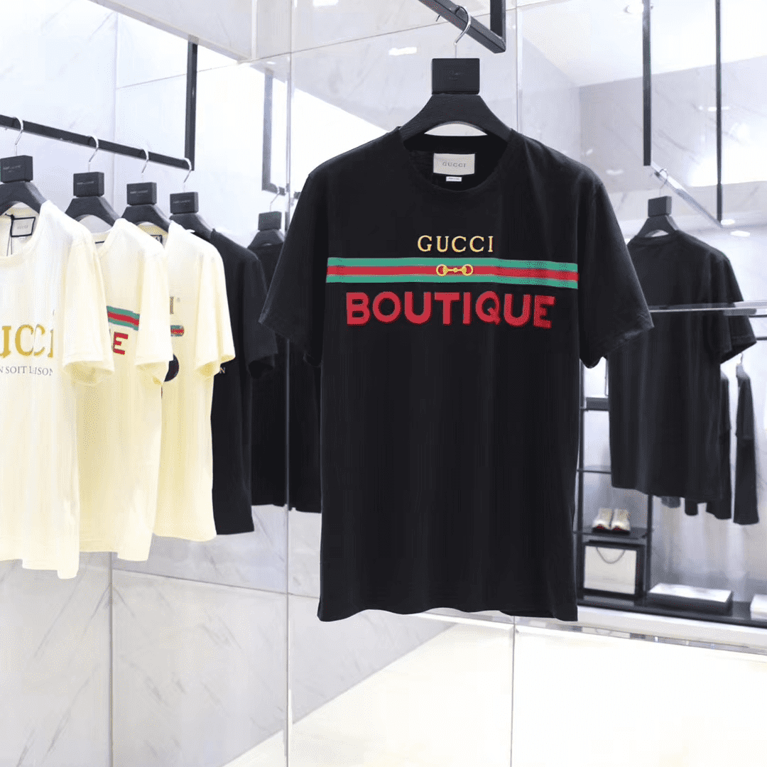 GUCCI BOUTIQUE T-SHIRT CLOTHING