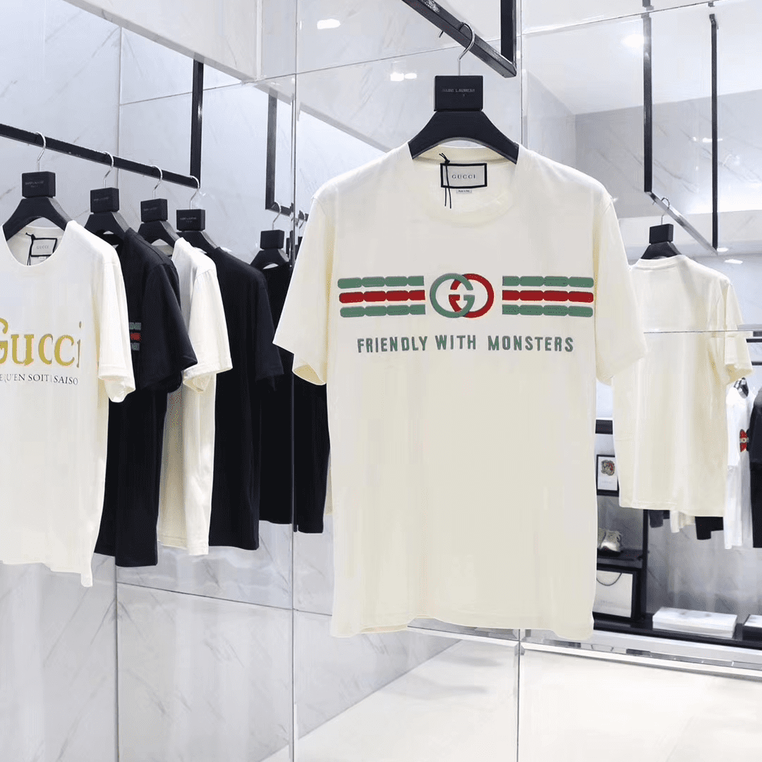 GUCCI FRIENDLY WITH MONSTERS TSHIRT