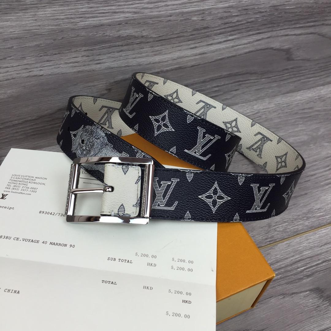LOUIS VUITTON WHITE/BLUE MONOGRAM SA.VANE CANVAS CHAP.MAN BROTHERS RE.VERSO BELT