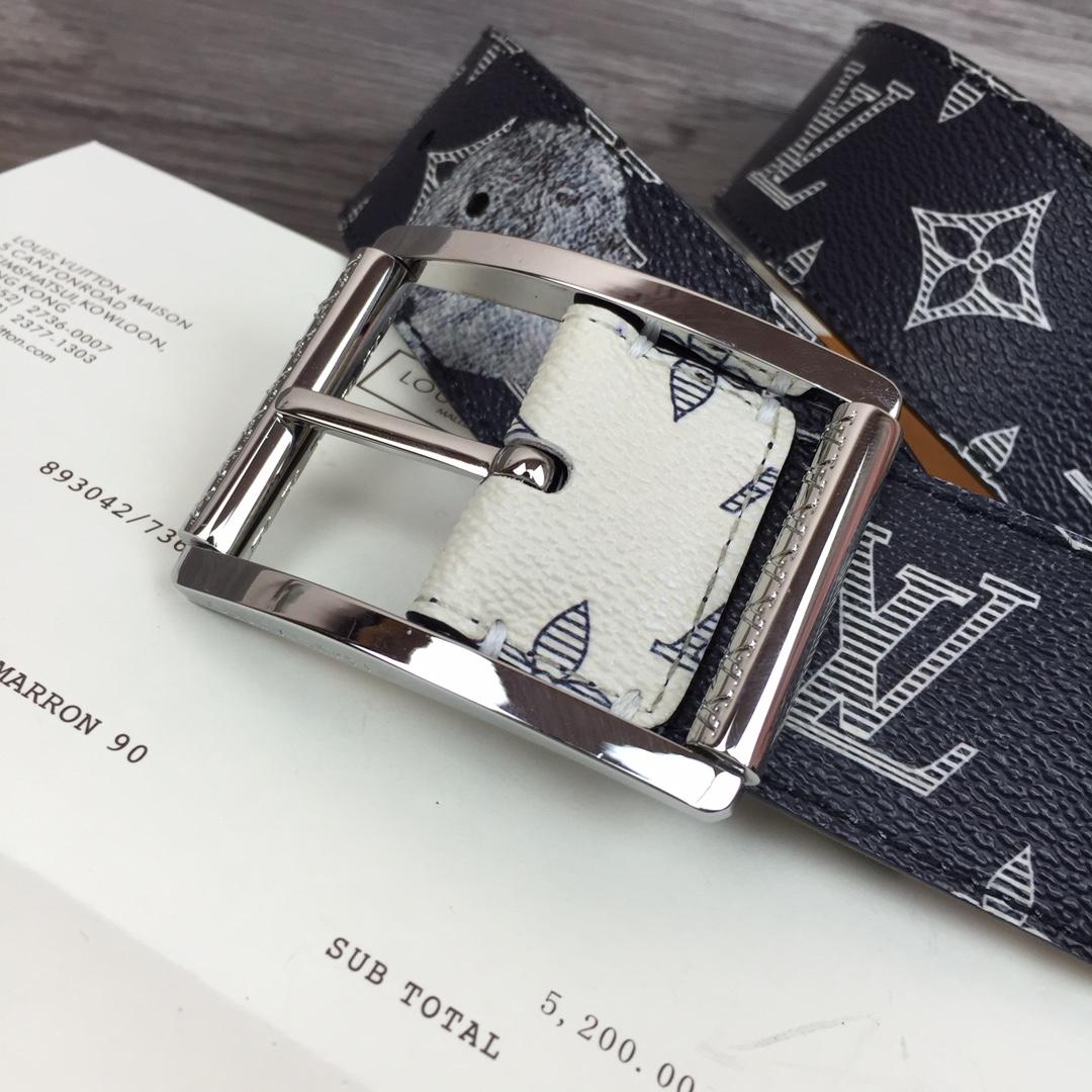 LOUIS VUITTON WHITE/BLUE MONOGRAM SA.VANE CANVAS CHAP.MAN BROTHERS RE.VERSO BELT