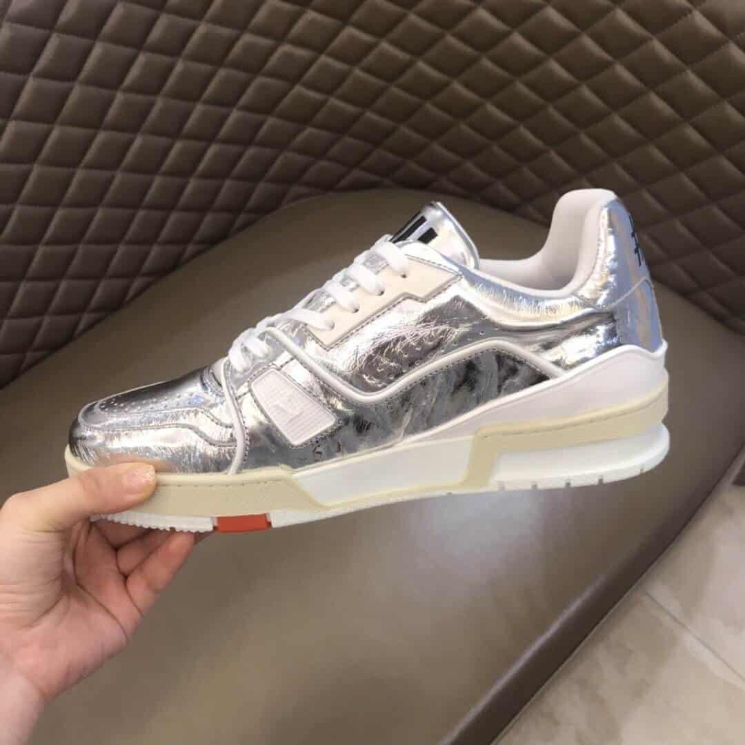 LOUIS VUITTON VNR SNEAKER