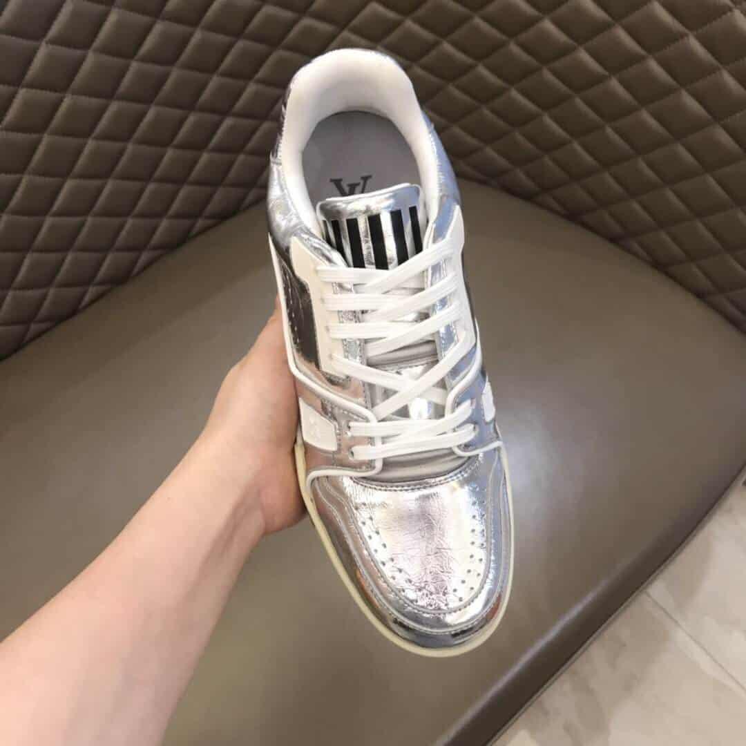LOUIS VUITTON VNR SNEAKER
