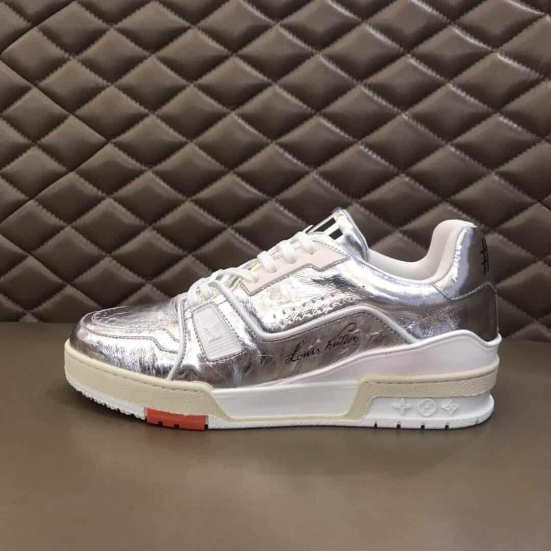 LOUIS VUITTON VNR SNEAKER
