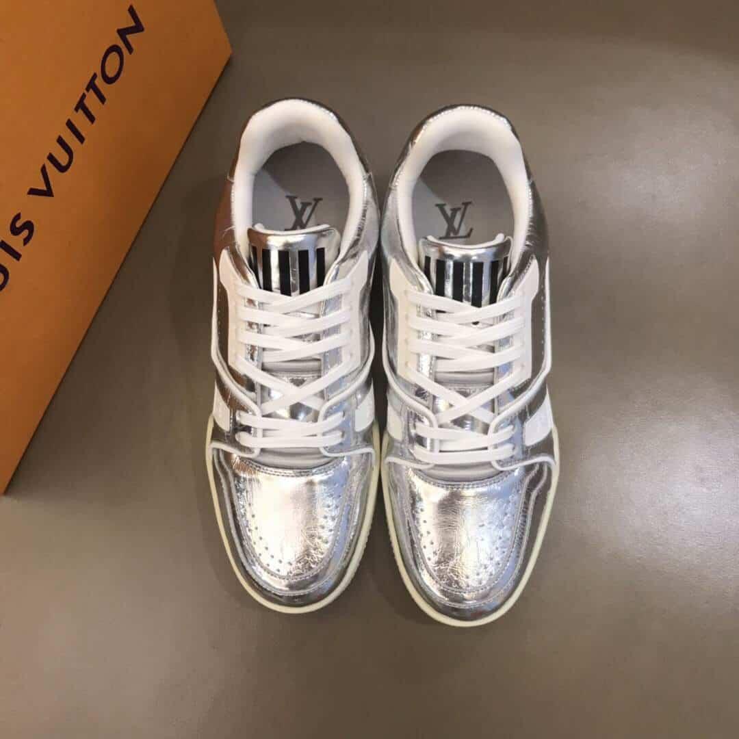 LOUIS VUITTON VNR SNEAKER