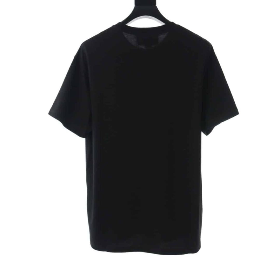 GUCCI STRAWBERRY SHORT SLEEVED T SHIRT