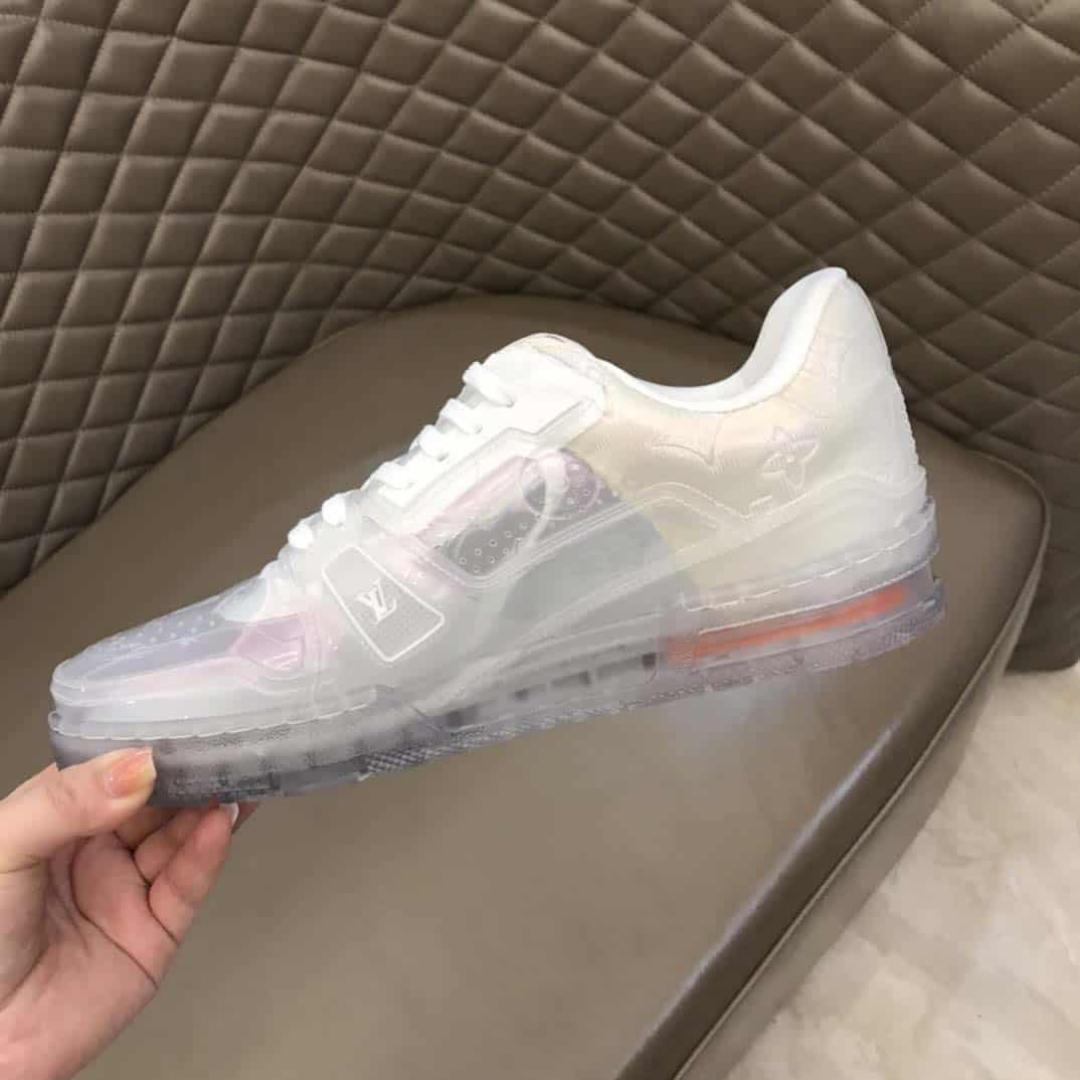 LV TRAINER SNEAKER