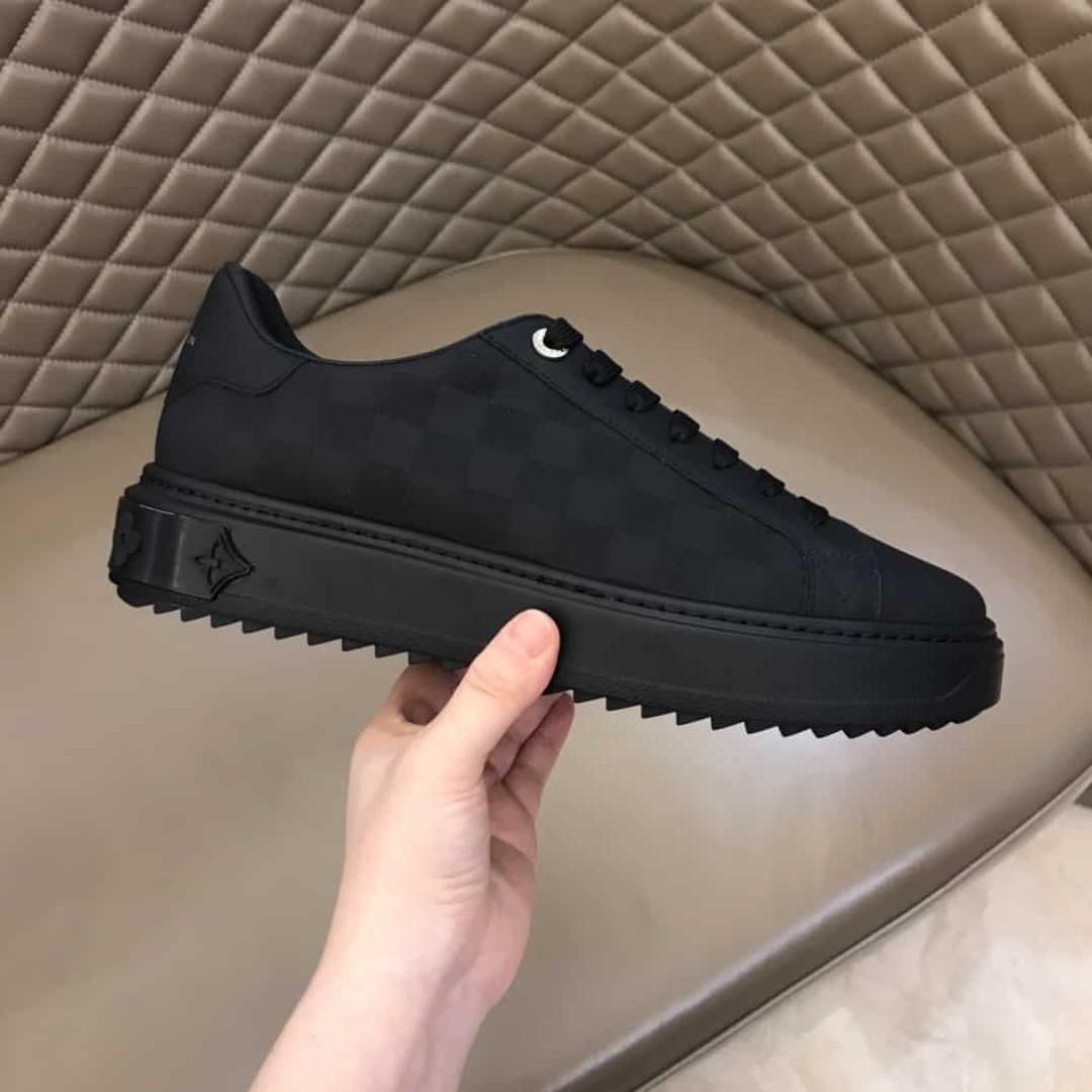 LOUIS VUITTON TIME OUT SNEAKER