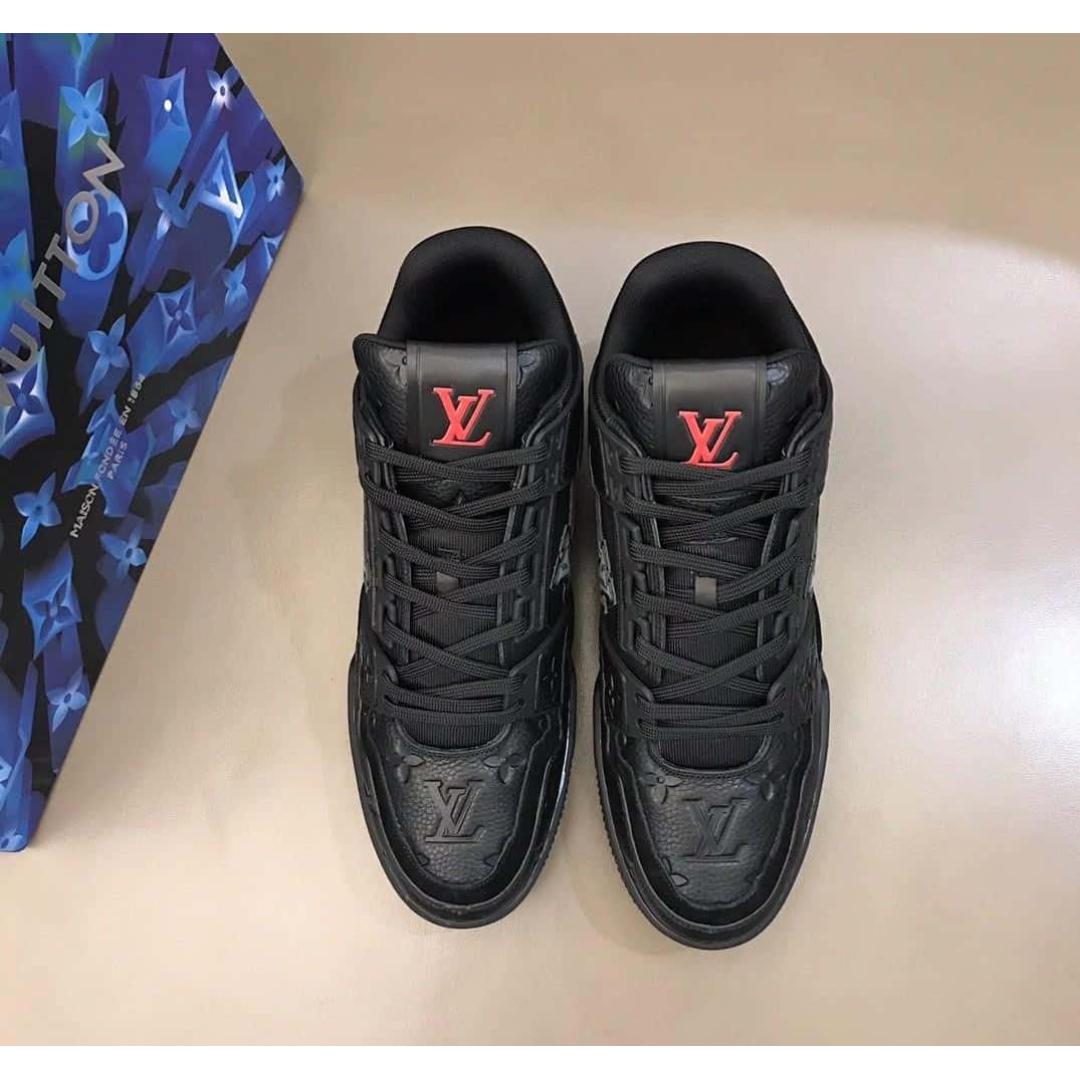 LOUIS VUITTON LV TRAINER SNEAKER