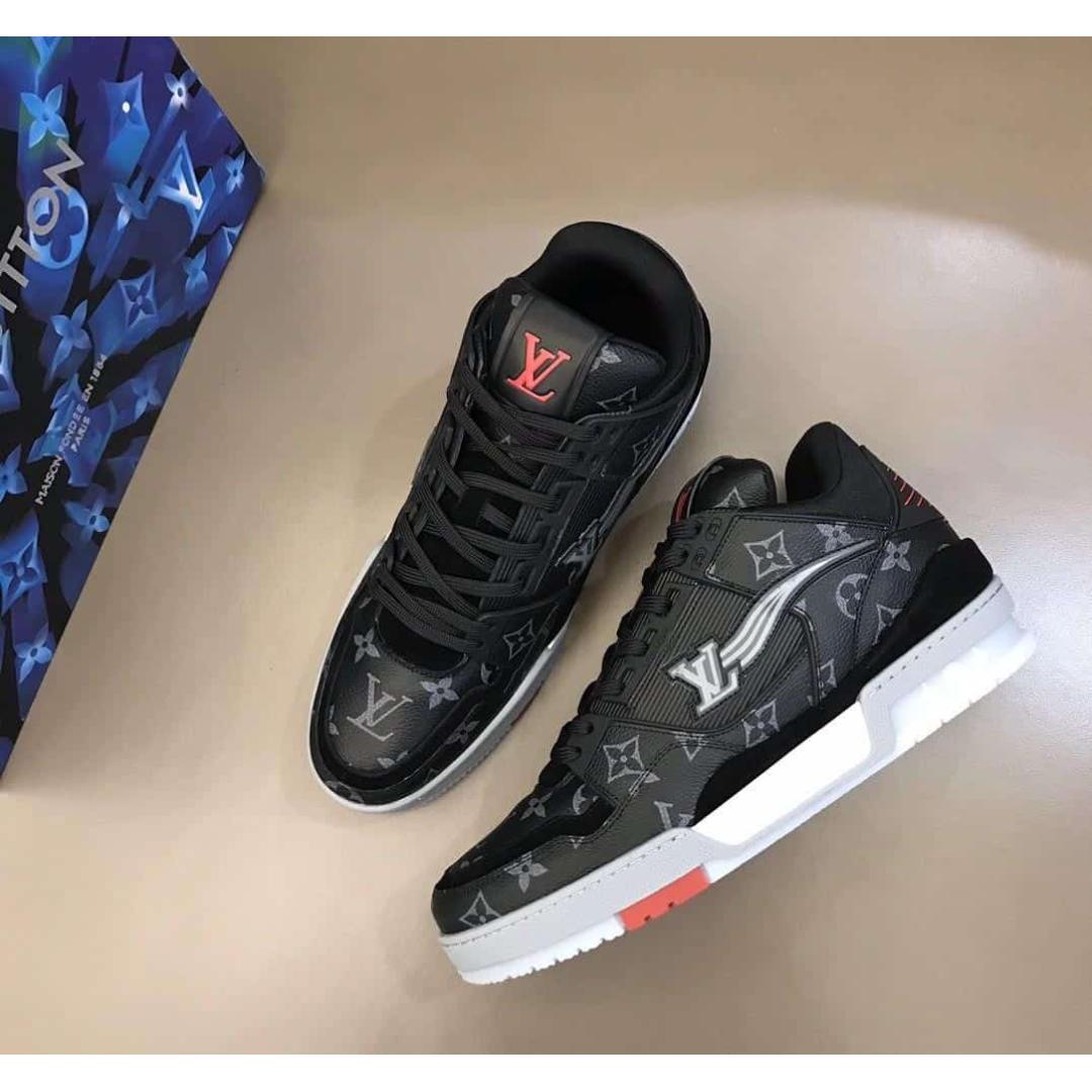LOUIS VUITTON TRAINER SNEAKER
