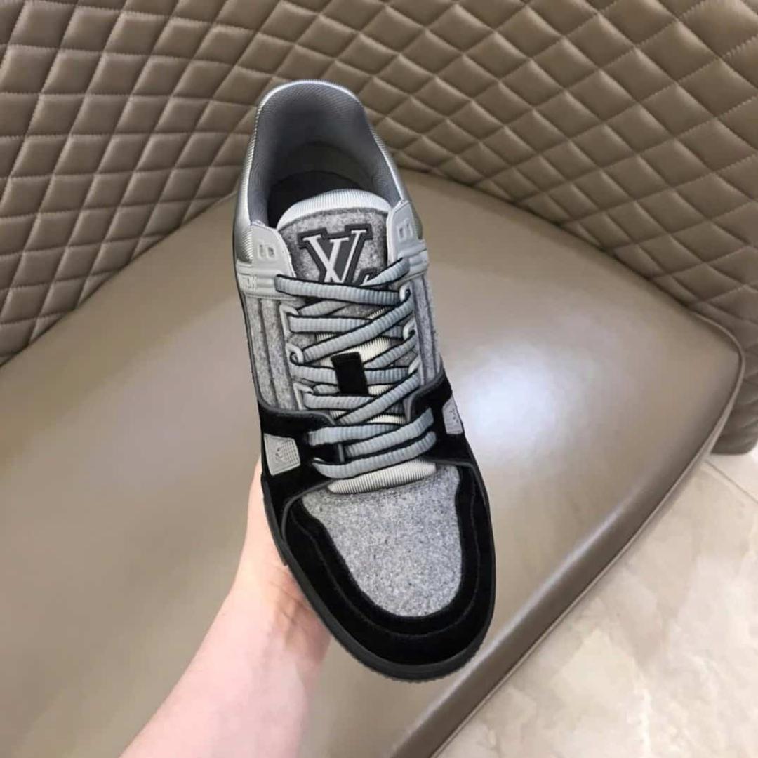LOUIS VUITTON TRAINER SNEAKER