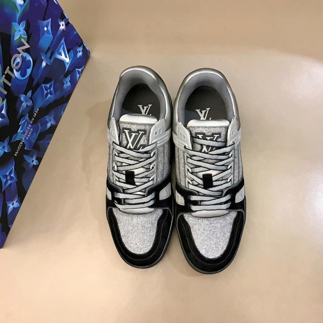 LOUIS VUITTON TRAINER SNEAKER