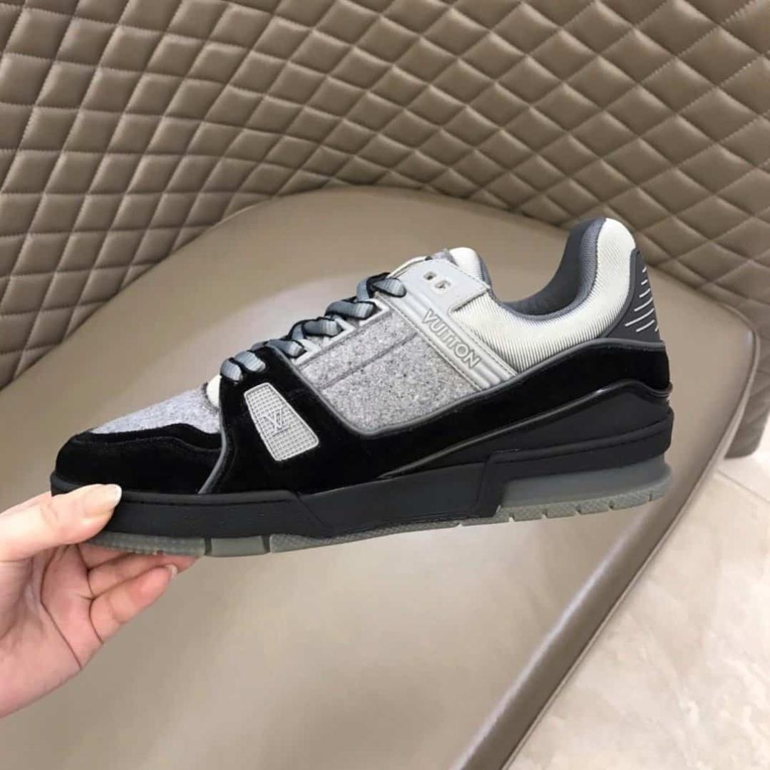 LOUIS VUITTON TRAINER SNEAKER