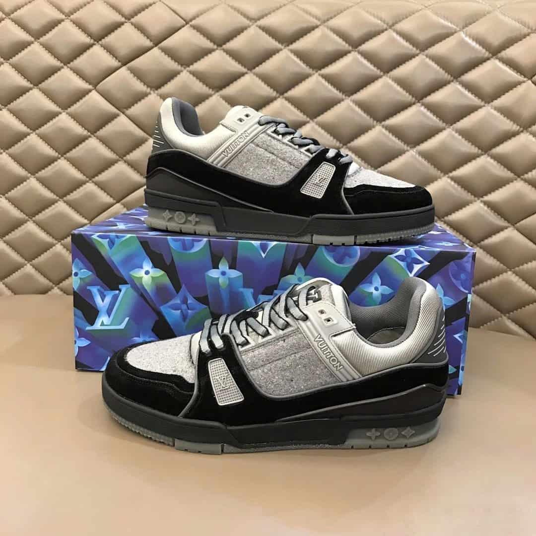 LOUIS VUITTON TRAINER SNEAKER