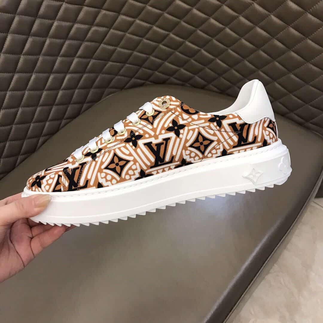 LOUIS VUITTON TIME OUT SNEAKER