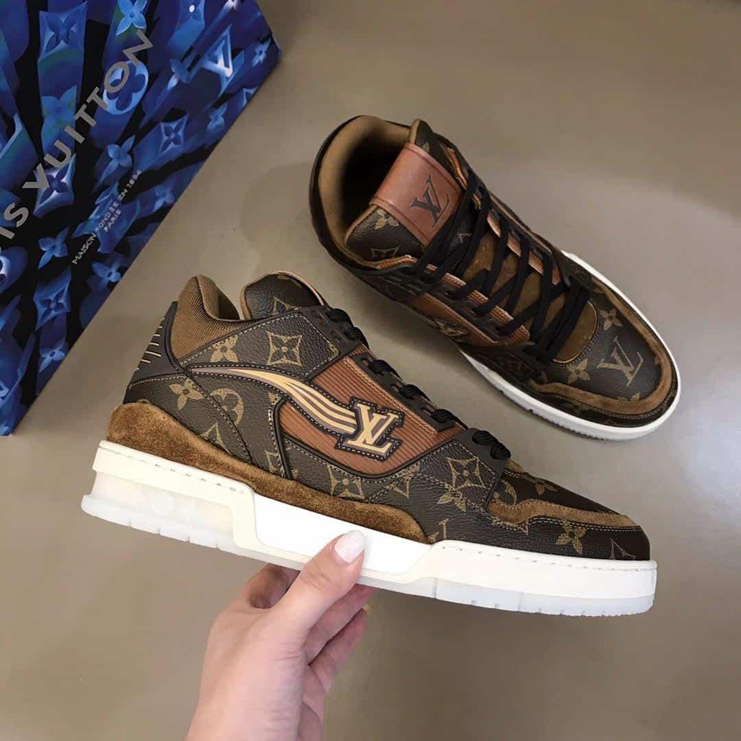LOUIS VUITTON TRAINER SNEAKER