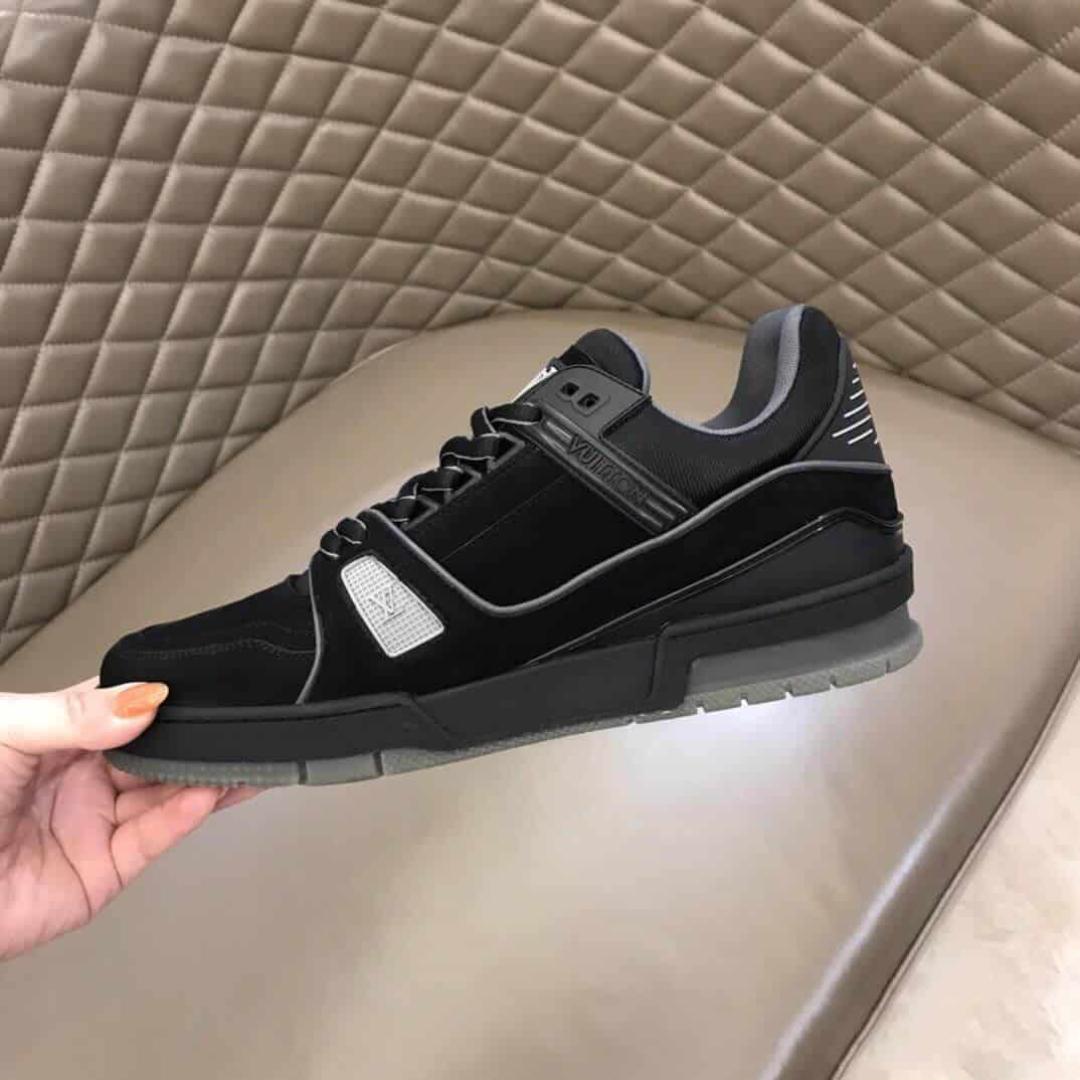 LOUIS VUITTON LV 408 TRAINERS IN SUEDE & GRAY FLANNEL
